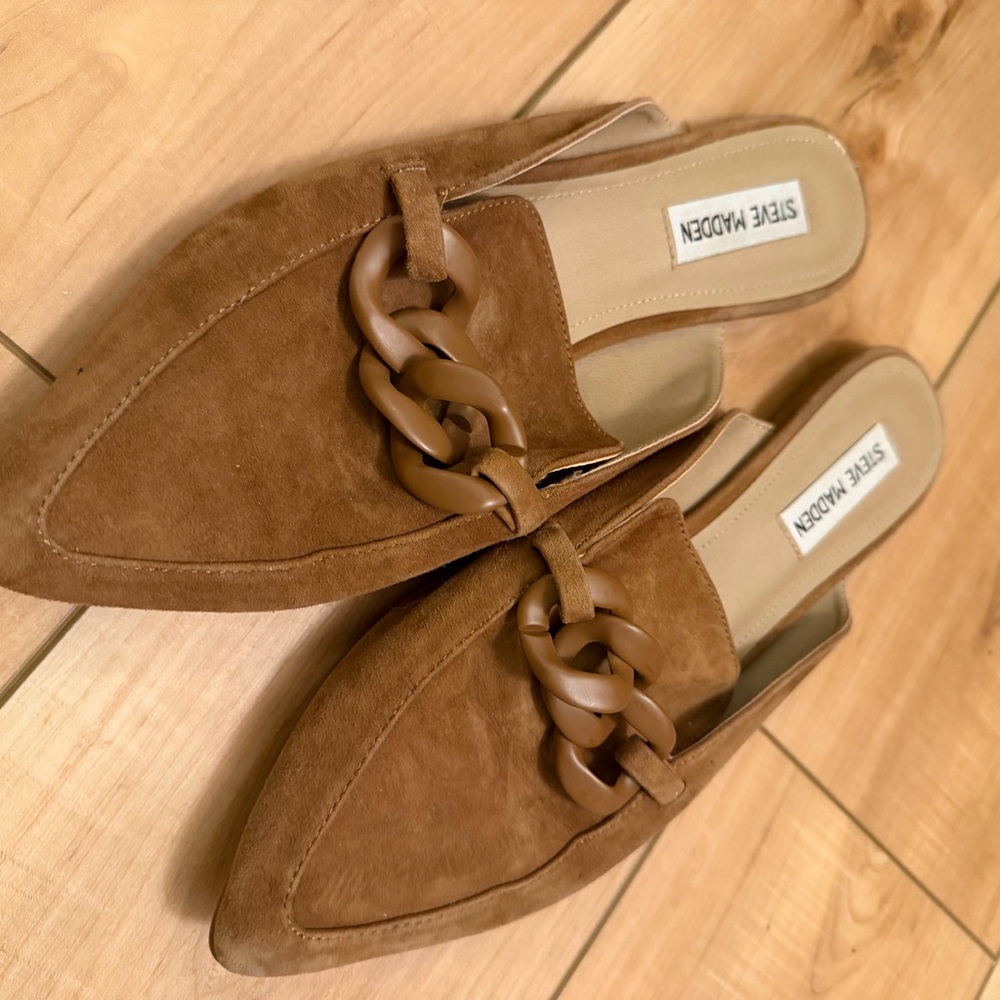 Steve Madden Tan Suede Mules with Chain Detail